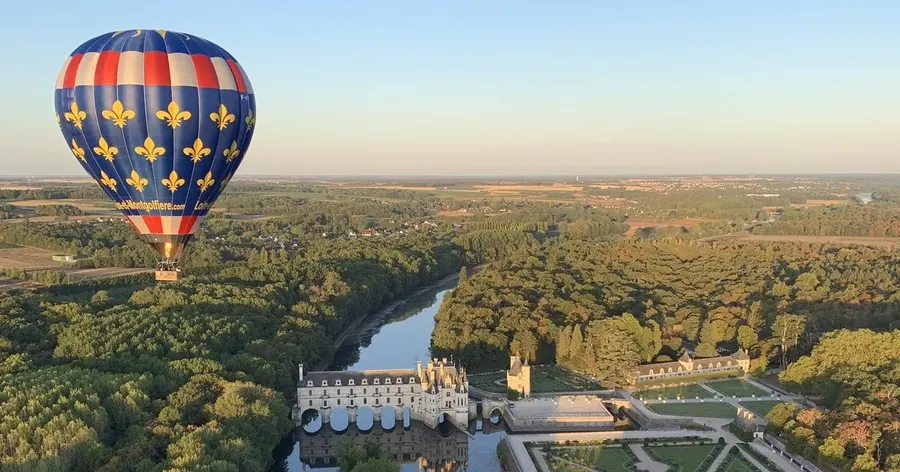 Hot Air Balloon Flight above the Castle of Chenonceau